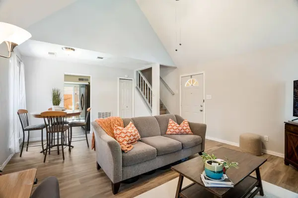 2960 Harbinger LN, Dallas, TX 75287