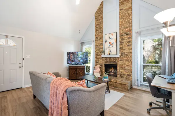 2960 Harbinger LN, Dallas, TX 75287