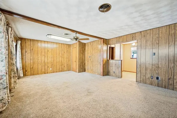 5213 Bonnie Wayne ST, Haltom City, TX 76117