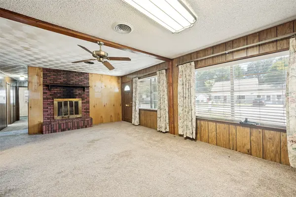 5213 Bonnie Wayne ST, Haltom City, TX 76117