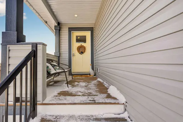148 Cabot LNDG W, Lethbridge, AB T1J 5K3