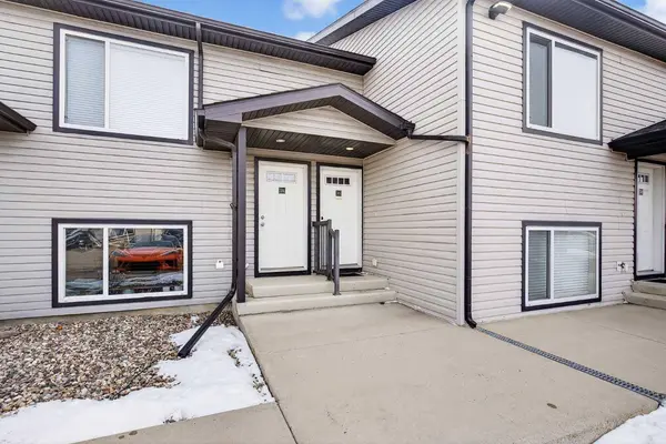 2114 18 AVE #305, Coaldale, AB T1M 0C4