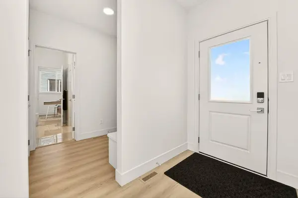 63 Miners RD W, Lethbridge, AB T1J 5W6