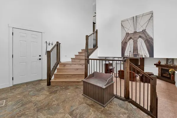64 Riverhurst CV W, Lethbridge, AB T1K6Y8