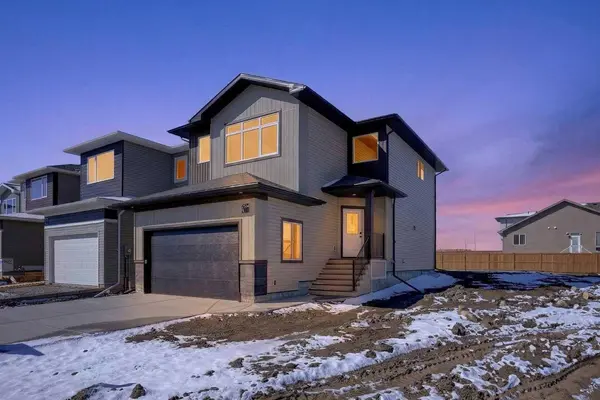 2514 44 ST S, Lethbridge, AB T1K 8L6