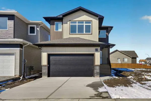 2514 44 ST S, Lethbridge, AB T1K 8L6