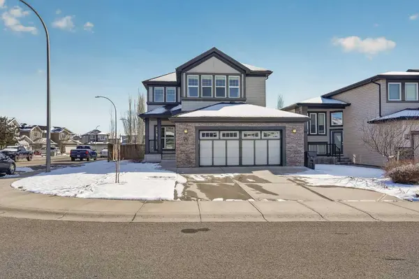 678 Twinriver CRES W, Lethbridge, AB T1J 5G1