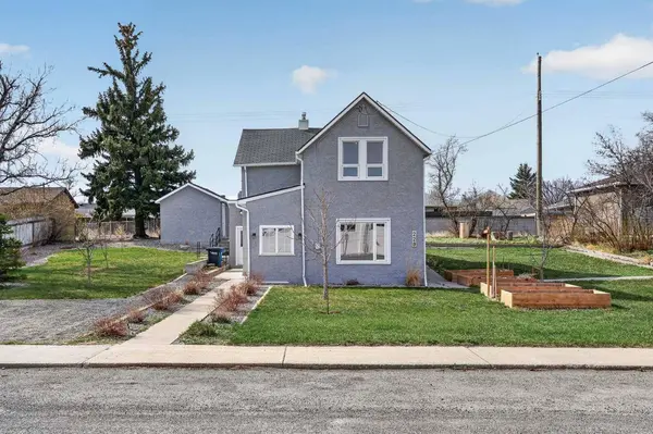 228 21 ST, Fort Macleod, AB T0L0Z0