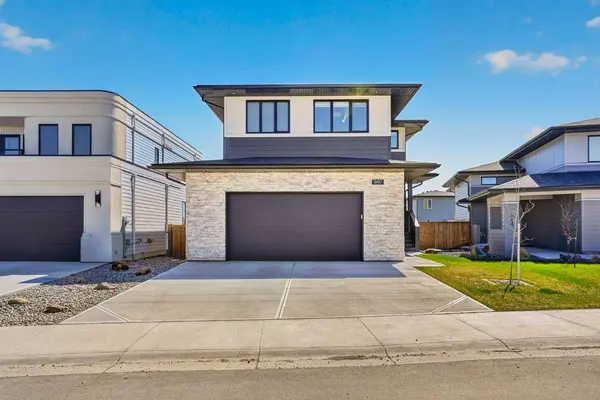 640 Devonia RD W, Lethbridge, AB T1J 5W3