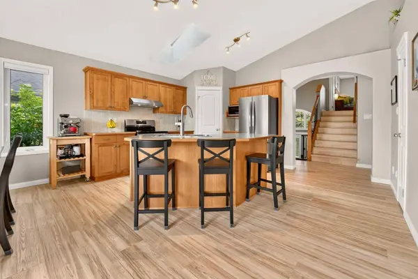 382 Heritage BLVD W, Lethbridge, AB T1K 7M5