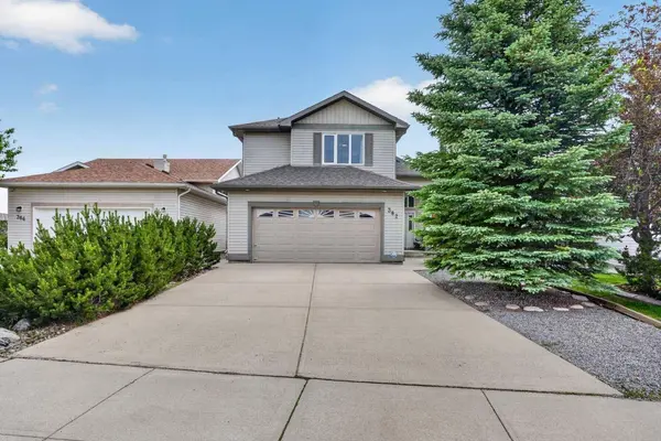 382 Heritage BLVD W, Lethbridge, AB T1K 7M5