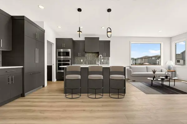 94 Miners RD W, Lethbridge, AB T1J 5W6