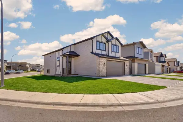 3101 W 44 ST S, Lethbridge, AB T1K 8L1