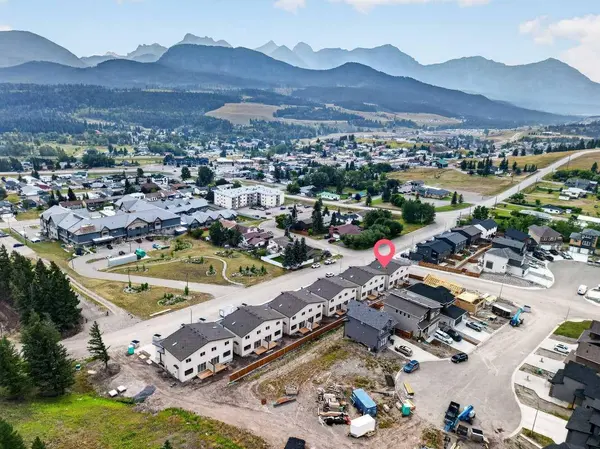 8637 24 AVE, Coleman, AB T0K 0M0