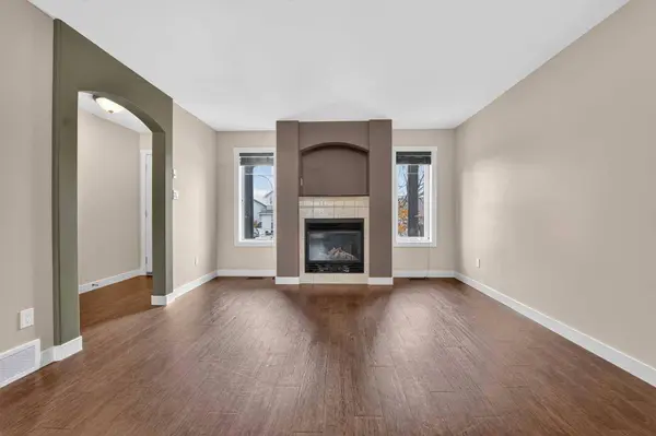 3814 Sundance Close #5, Coalhurst, AB T0L 0V0