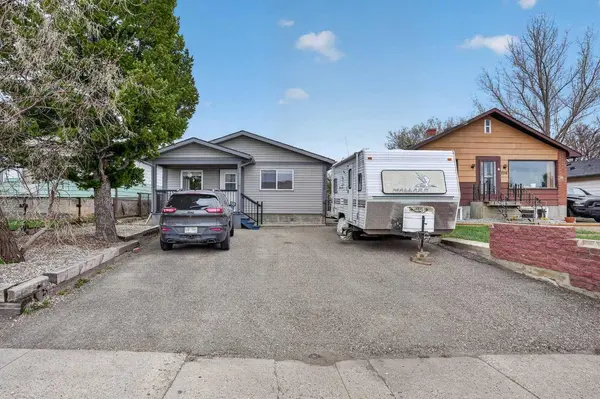 1220 43 AVE N, Lethbridge, AB T1H 6A9