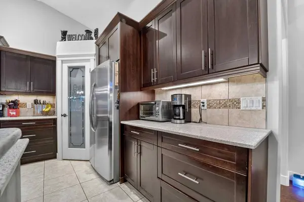 232 Sixmile Common S, Lethbridge, AB T1K 5S7