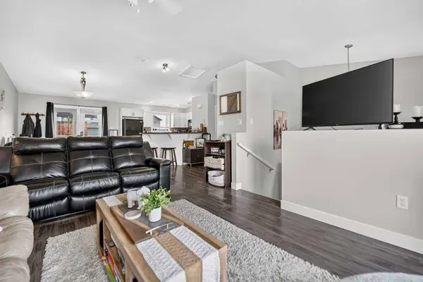 308 10a ST, Nobleford, AB T0L 1S0