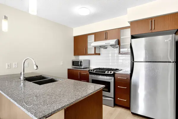 8068 Westminster HWY #510, Richmond, BC V6X 0C6