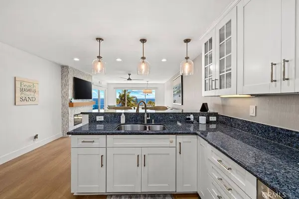 240 Moss #4, Laguna Beach, CA 92651