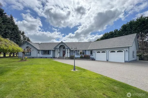 21 Donaper RD, Sequim, WA 98382