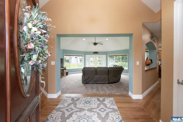 21 Donaper Road, Sequim, WA 98382