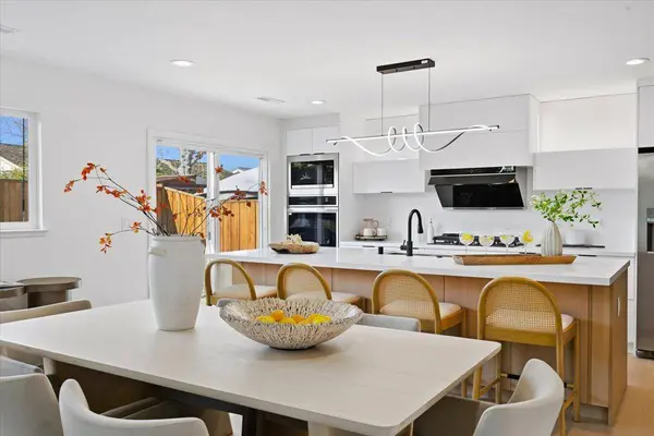 10305 Norwich AVE, Cupertino, CA 95014