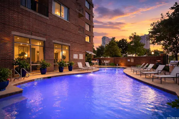 215 Center UNIT 804, San Antonio, TX 78202