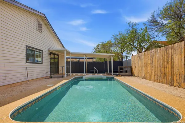 7119 Western Trail, San Antonio, TX 78244