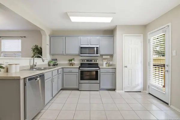 8031 SILVER GRV, San Antonio, TX 78254