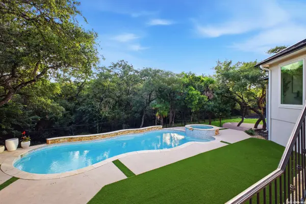 1942 Far Niente, San Antonio, TX 78258