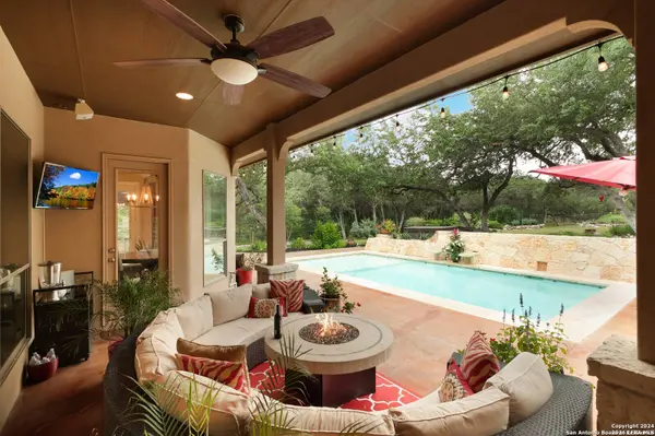 3701 MENGER DR, San Antonio, TX 78259