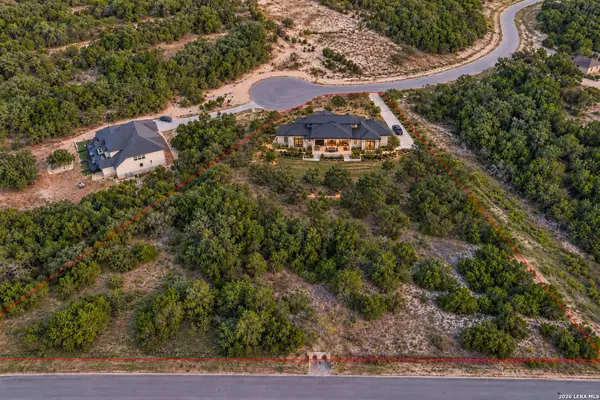 1648 Noble Trl, Canyon Lake, TX 78133