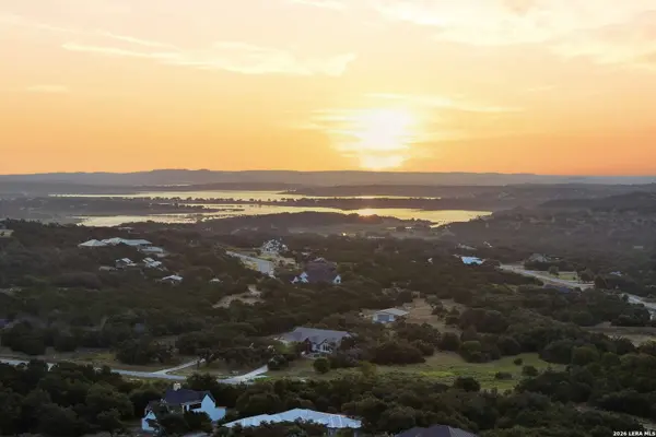 1648 Noble Trl, Canyon Lake, TX 78133