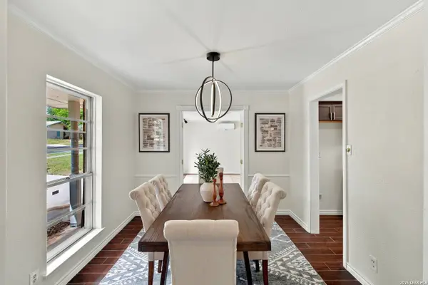 6005 RUE SOPHIE ST, Leon Valley, TX 78238
