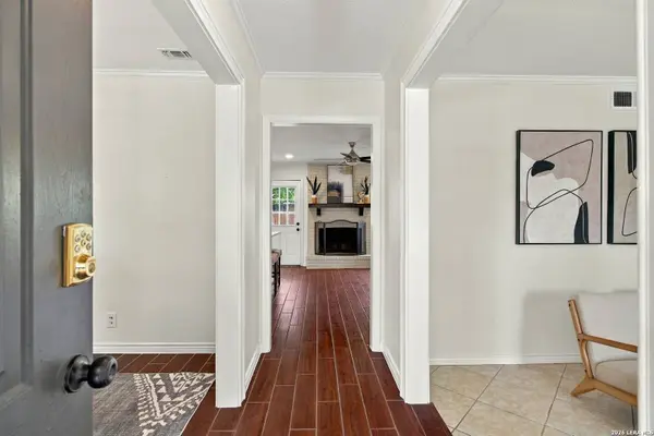 6005 RUE SOPHIE ST, Leon Valley, TX 78238