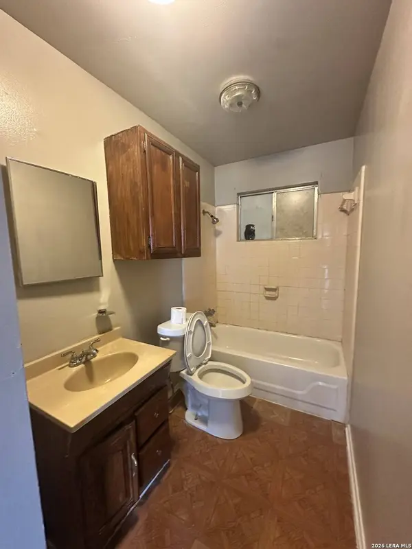 515 Clark, San Antonio, TX 78210