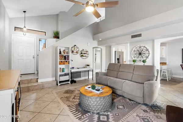 19058 N 23RD Place, Phoenix, AZ 85024