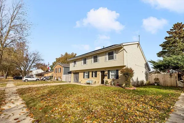 6881 Hickory ST, Hanover Park, IL 60133