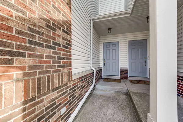 16743 Winding Creek RD, Plainfield, IL 60586