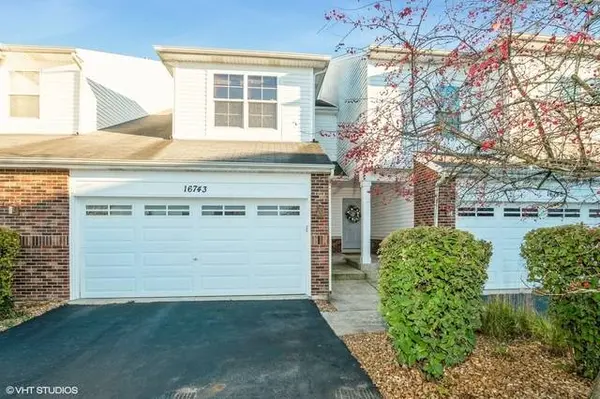 16743 Winding Creek RD, Plainfield, IL 60586
