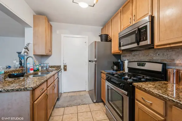1224 W Chase AVE #1F, Chicago, IL 60626