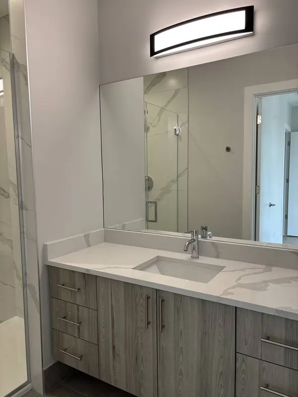 3218 N KARLOV AVE #2, Chicago, IL 60641