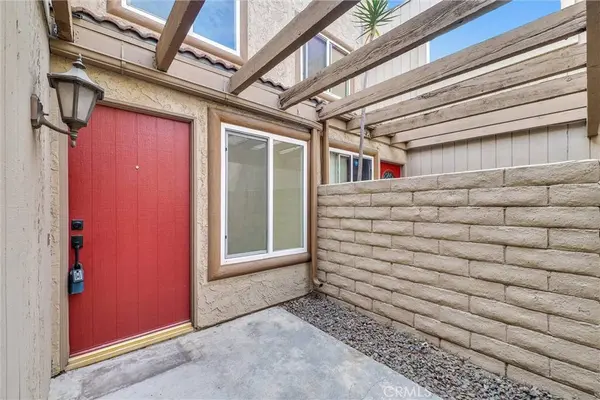 1432 Vista Grande #136, Fullerton, CA 92835