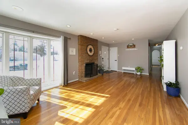 3005 GARFIELD AVE, Cherry Hill, NJ 08002