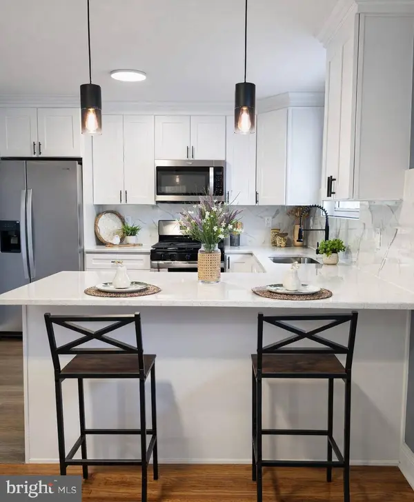 1108 LAUREL RD, Beverly, NJ 08010