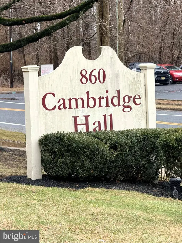 860 LOWER FERRY RD #4C, Ewing, NJ 08628