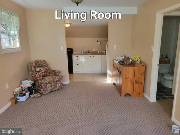 433 ELM AVE #A, Woodbury Heights, NJ 08097