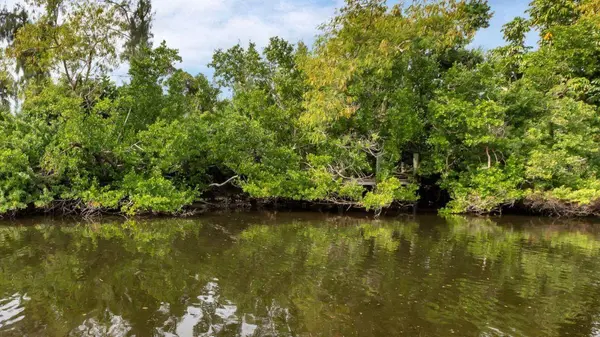 3410, 3402, 3420 COLONY CT, Punta Gorda, FL 33950