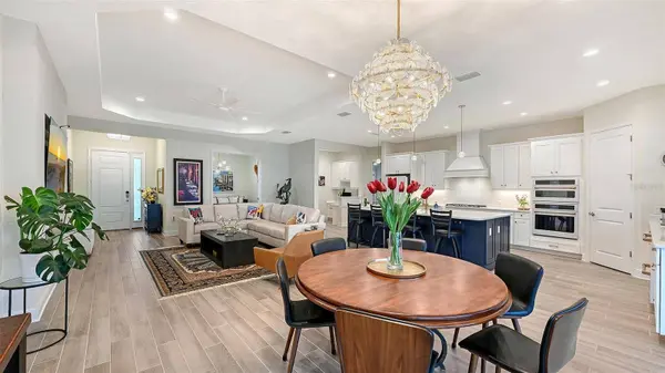2469 PARADISE PLUM DR, Sarasota, FL 34240